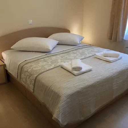 Apartments Sanbrandin Krk Town Room photo
