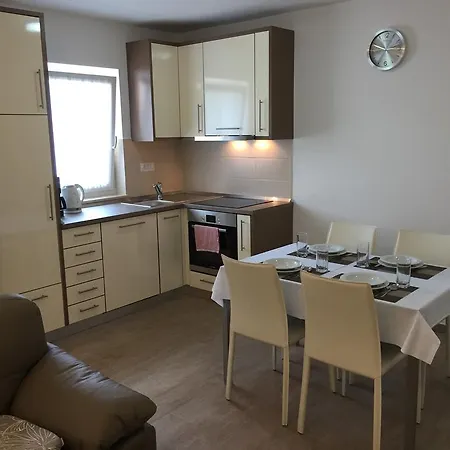 Apartments Sanbrandin Krk Town Room photo